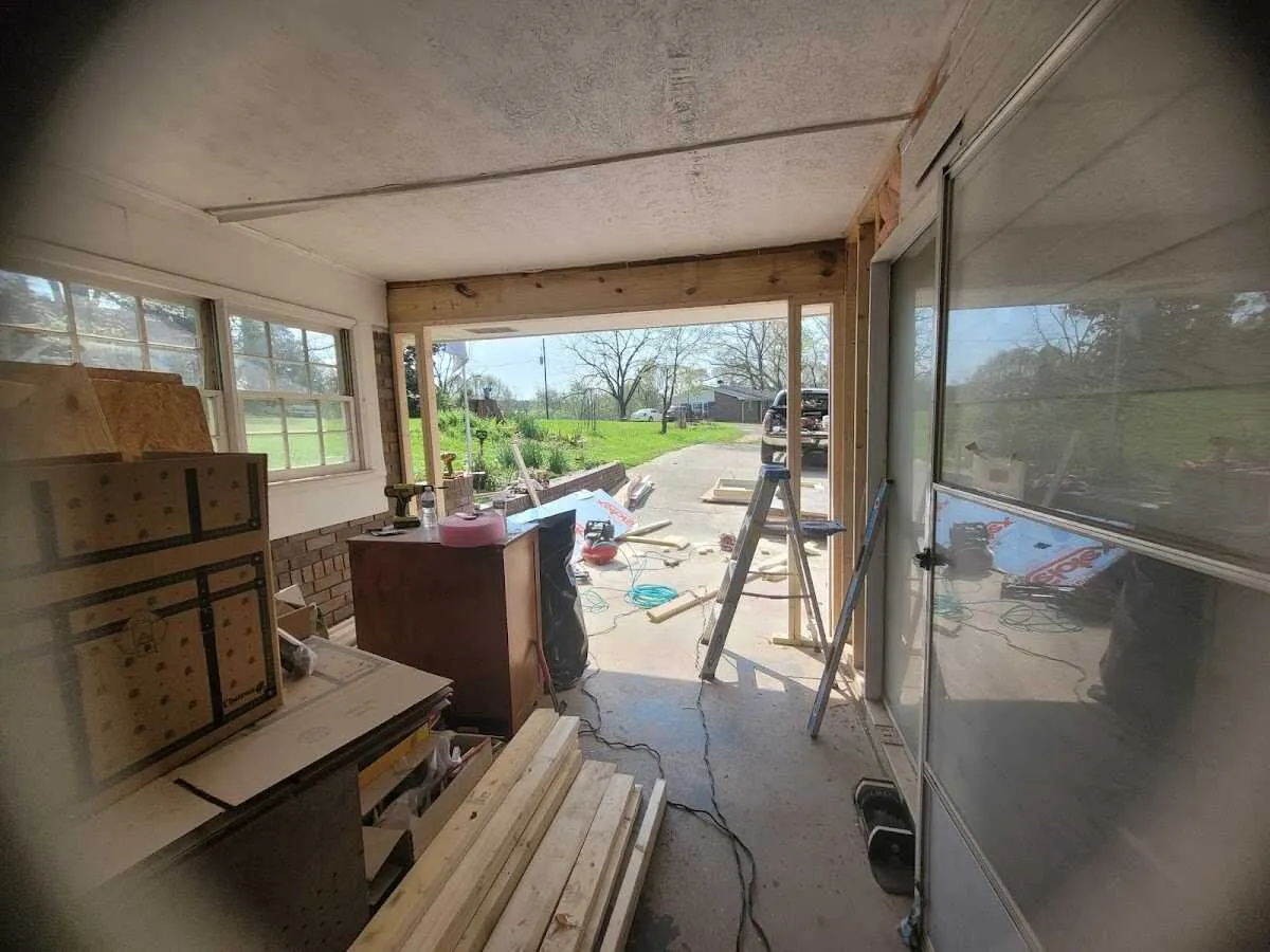 Air movers and dehumidifier for Water Mitigation Services in Hailey